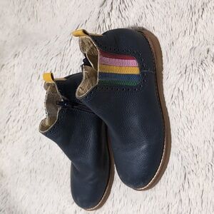Girls Mini Boden Chelsea boots